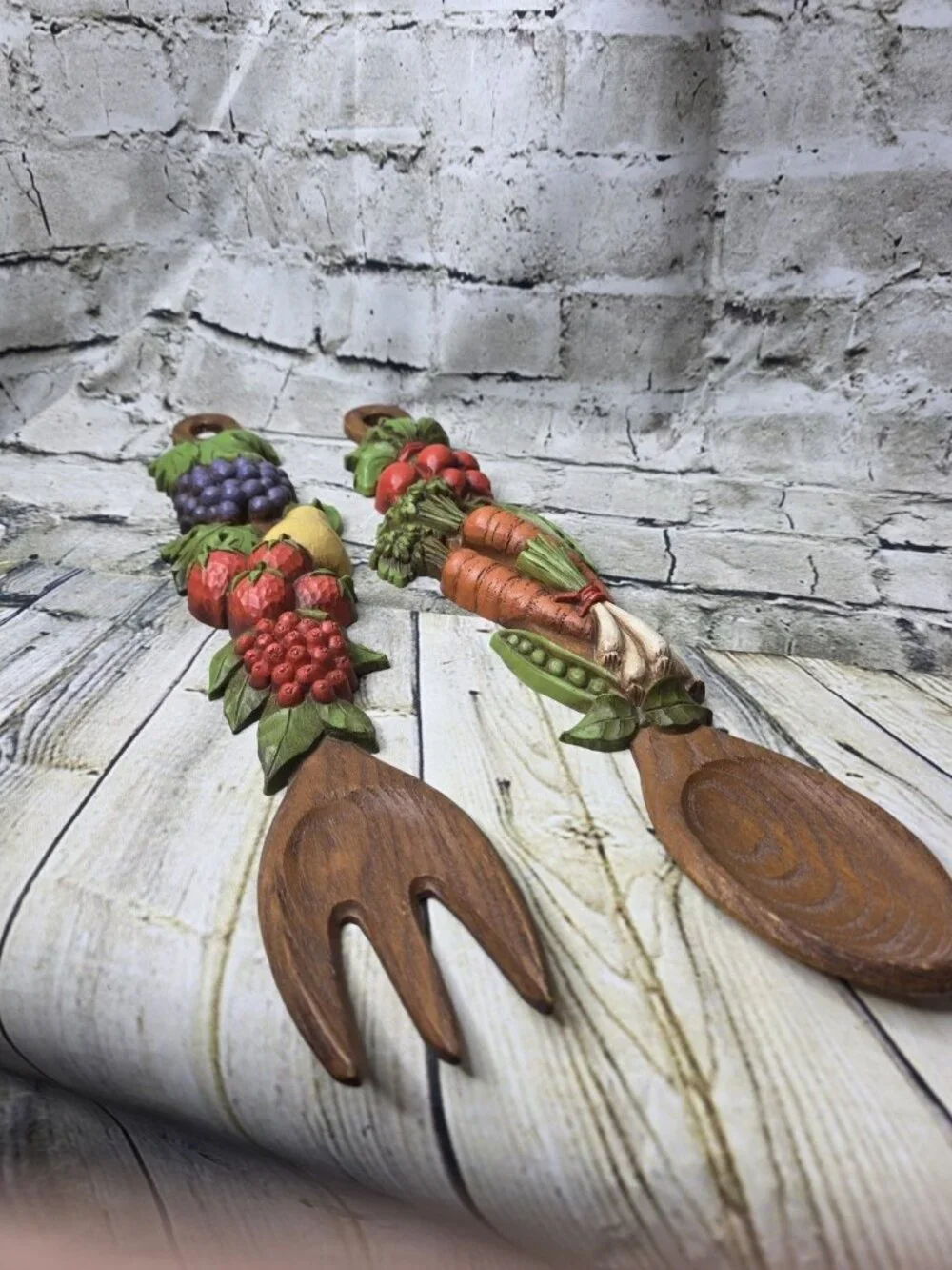 Syroco INC 1976 Fork Spoon Wall Art Fruits and Vegetables Vintage Kitchen 17.5
